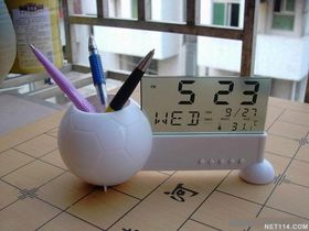 電子商務浪潮中的商務禮品新寵 電子鐘萬年歷的市場定位與經營策略